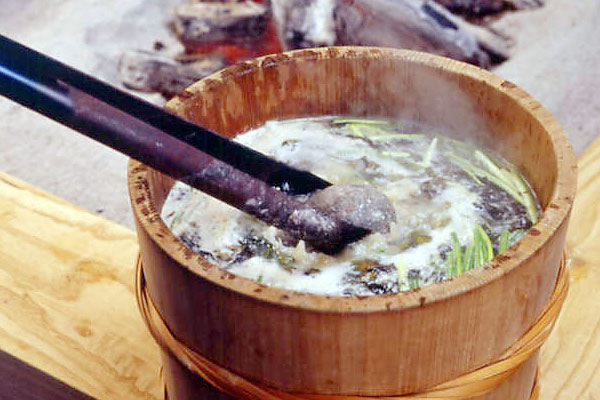 Oga's Ishiyaki cuisine; stone boiled seafood soup